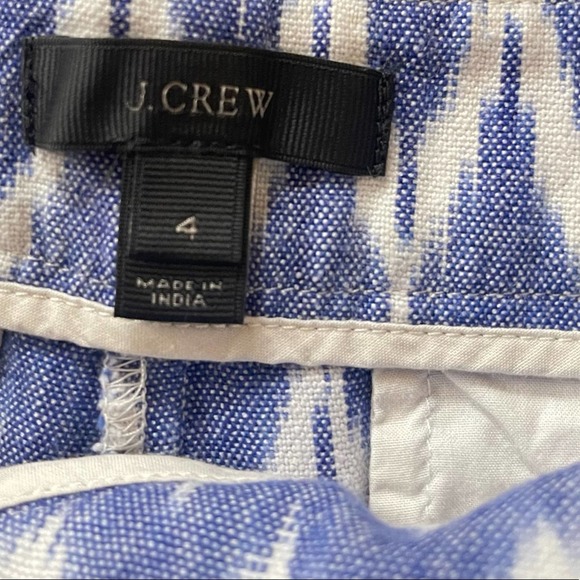 J. Crew Ikat Blue and White Zig Zag Shorts Size 4 - Picture 5 of 8